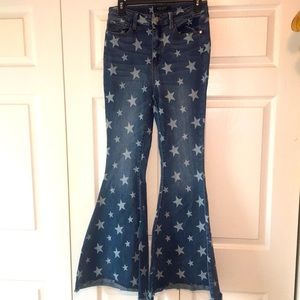 🔷🔷 super flare jeans. Size 7. Like new.